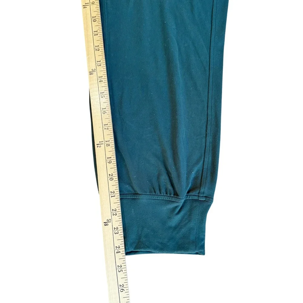 Lululemon‎ Women's Jogger Pants High Rise Cropped High Rise Size 6 W6BPVS